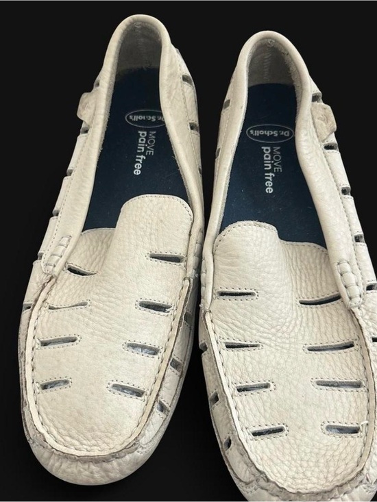 Dr. Scholl's Other - r. Scholl's Breezeway loafers in ivory leather.